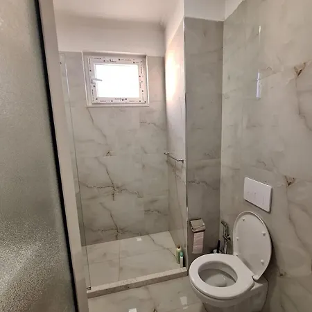 Apartment Bliri Muhamet Gjollesha *